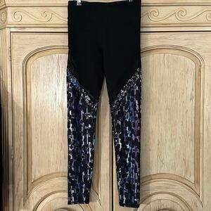 Fabletics Womens Size Large Athletic Leggings Black Purple‎ Abstract Print